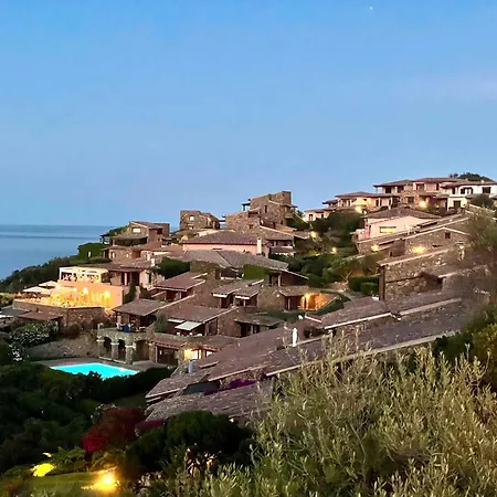 Punta Est Trilocale Meravigliosa Vista Mare * Капо-Кода-Кавальо